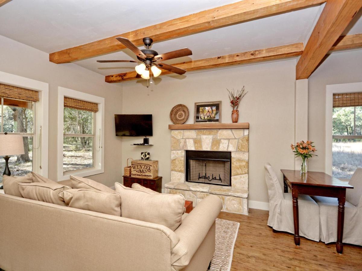 Cabins At Flite Acres - Texas Sage Wimberley Extérieur photo